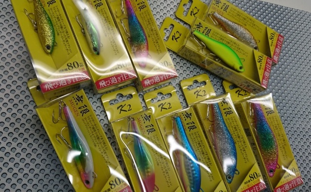 キダム！ ダンス８cm クリヤ 5点セットと無限ルアー7センチ2点セット キダム様専用！ ダンス8cm クリヤ 5点セットと無限ルアー7
