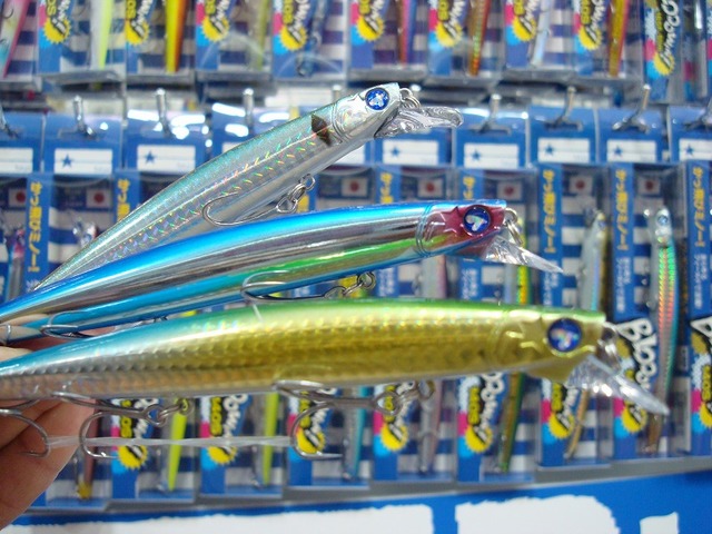 【新品】シーバスルアーセット ブローウィン140S、カゲロウなど 緊急告知】ブローウィン！140J（Fishman限定カラー）11月9日(水