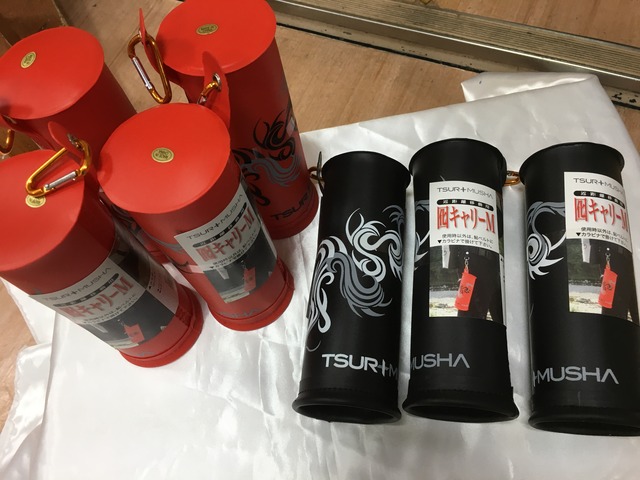 【職人技光る】鮎釣り 竹製おとり筒 オトリ缶 おとり移動管/釣り【古物大ぶり竹】 職人技光る】鮎釣り 竹製おとり筒 オトリ缶 おとり移動管/釣り