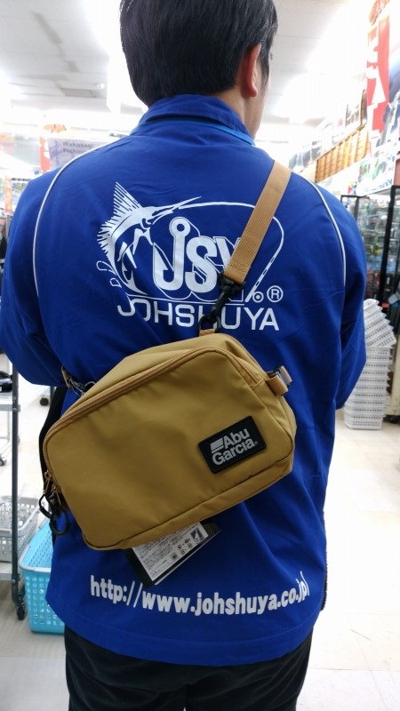 【美品】アブガルシア　ウォーターリペラント 2WAYフィッシングトラウザーズ　M Abu Garcia アブ ガルシア ウォーターレジスタントフィッシング