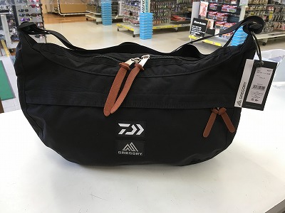 ダイワグレゴリーショルダーバッグ