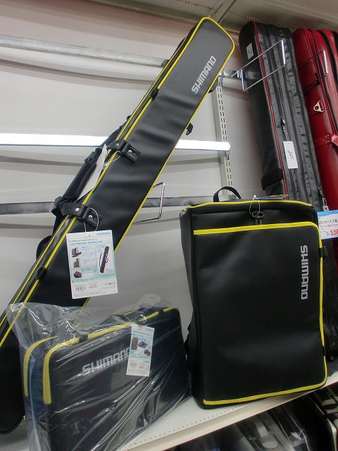 最も シマノ SHIMANO 釣りバッグ へらバッグ MOVEBASE ネイビー 26L BA