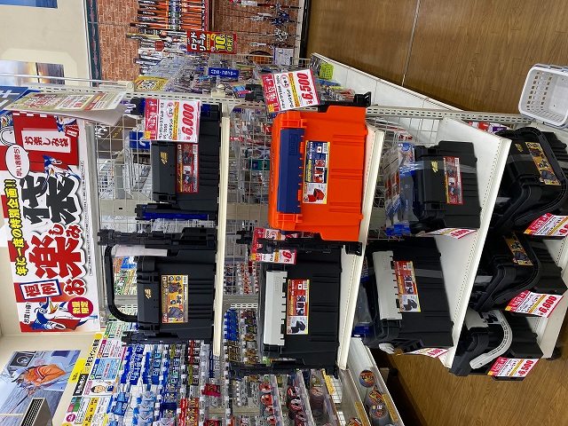 シーバスルアー７８個　メイホウタックルボックスセット　※針はほぼ新品になります。 シーバスルアー78個 メイホウタックルボックスセット ※針は