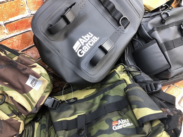 RYOBI、リョービ、シーバスロッド、アブガルシアのカバン RYOBI、リョービ、シーバスロッド、アブガルシアのカバン RYOBI