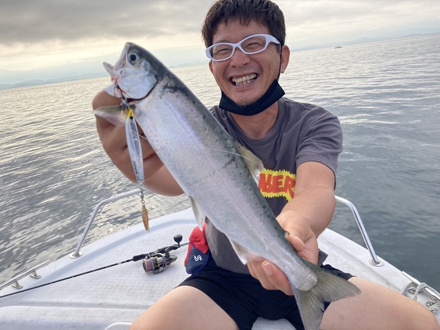 びわますトローリング/BEEフィッシュウエイト8.8lb・魚型・4kg/1