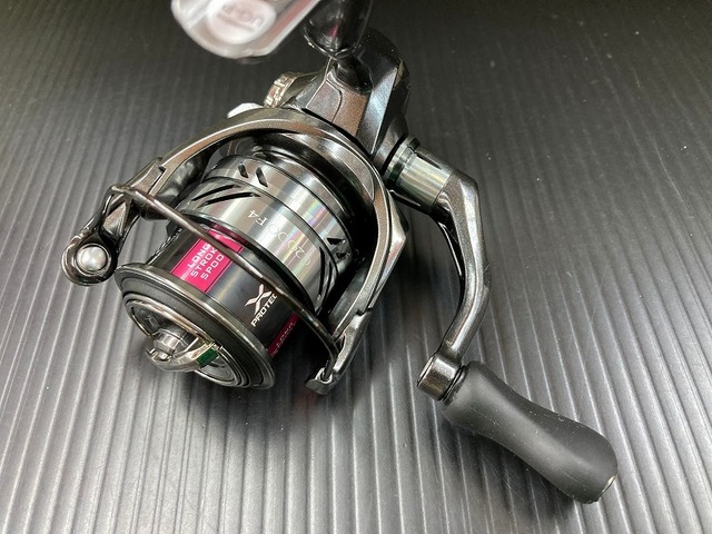 ダイワ イグニス 2003H TYPE-R スピニングリール バス釣り