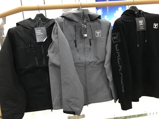ジャッカルシェルジャケット