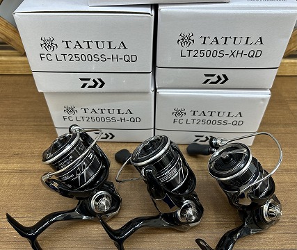 選べる配送時期 【新品未使用】ダイワ 23 タトゥーラ LT2500S-XH-QD