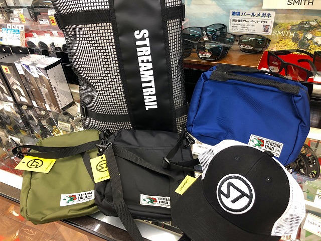 正規品／STREAM TRAIL アウトドア用バッグパック＆キャリー MARCHE DX-1（ホワイト） ストリームトレイル キャンプ 正規品／STREAM TRAIL アウトドア用バッグパック＆キャリー Mussel