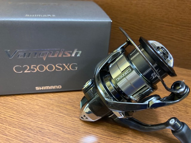 スピニングリール　トラウト　アジング　ライトゲーム　1000番　シャロースプール Amazon.co.jp: スピニングリール トラウト アジング ライト