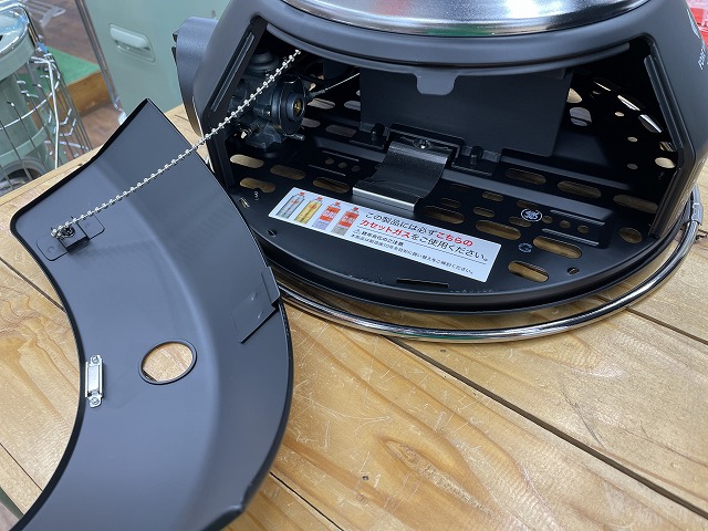 新品  フィッシングスーツ  サイズM  &amp;  カセットガスストーブ センゴクアラジン ポータブルガスストーブ SAG-BF02A(Y) | ガス