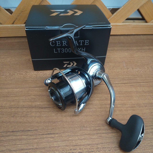 ダイワ セルテートLT3000 19 セルテート LT3000-CXH ダイワ セルテート