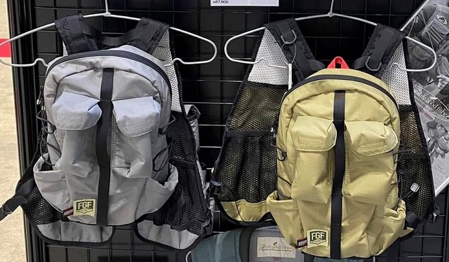 再値下げ　レア　英国で現地購入　HARDY　フライフィッシングベスト Foxfire フィッシングベスト（M）