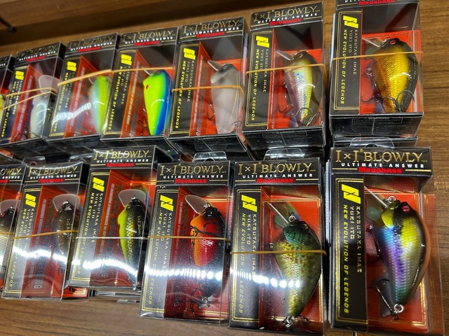 ★匿名配送送料込み★バモス リアスペース活用 キャンプ釣りやお仕事道具の整理整頓 ホンダバモス リアスペース レジャー キャンプに大変便利
