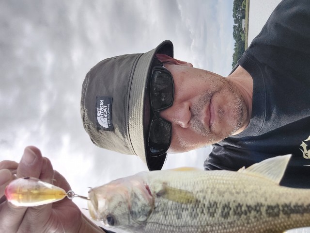 汚いひげずらm(__)m