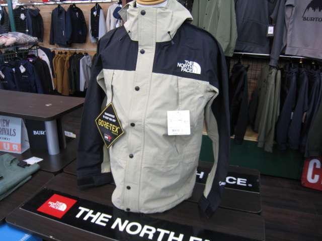 希少ノースフェイス マウンテンライトジャケット NP11834 ツイルベージュM つり具の上州屋 - あなたのフィッシング＆アウトドアライフをサポート