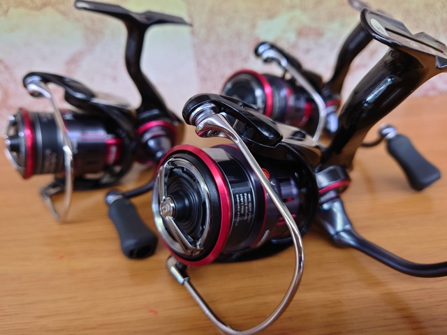 気まぐれ値下げ！アキュレート　バリアント400 つり具の上州屋 - あなたのフィッシング＆アウトドアライフをサポート