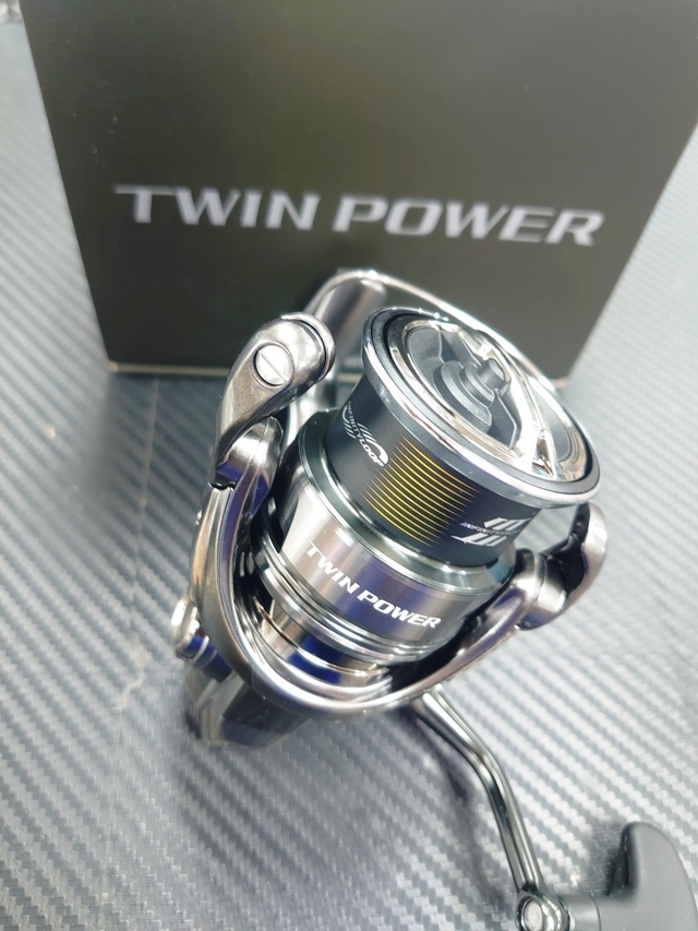 アキュレート　プレミアムツインドラグ　50W つり具の上州屋 - あなたのフィッシング＆アウトドアライフをサポート