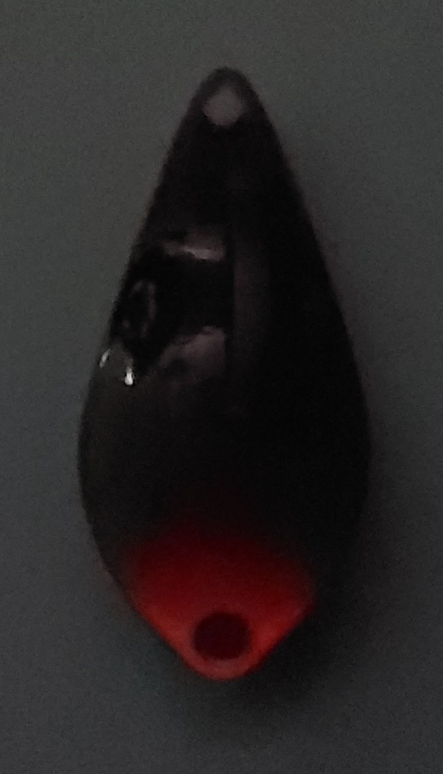 クリアアルフ　KANMAS　テールのバイトマーカーは高輝度レッドグロー