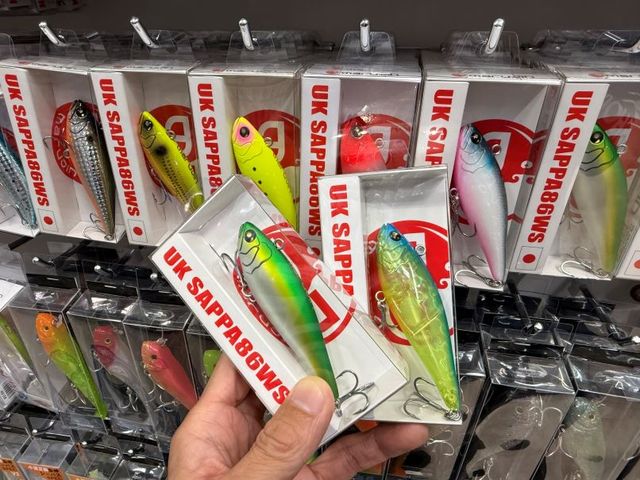 レヴォニック　サラモアポロ　4個セット　新品 ルアー・フライ